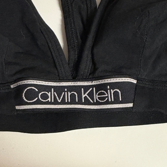 Calvin Klein Black Triangle Bralette - Picture 4 of 7